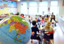 Studenti, pregatiti-va de RIUF la Iasi! Cit va costa sa studiati in strainatate