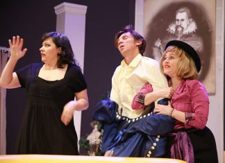 Barbati insetati de iubire