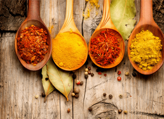 10 condimente esentiale in orice bucatarie